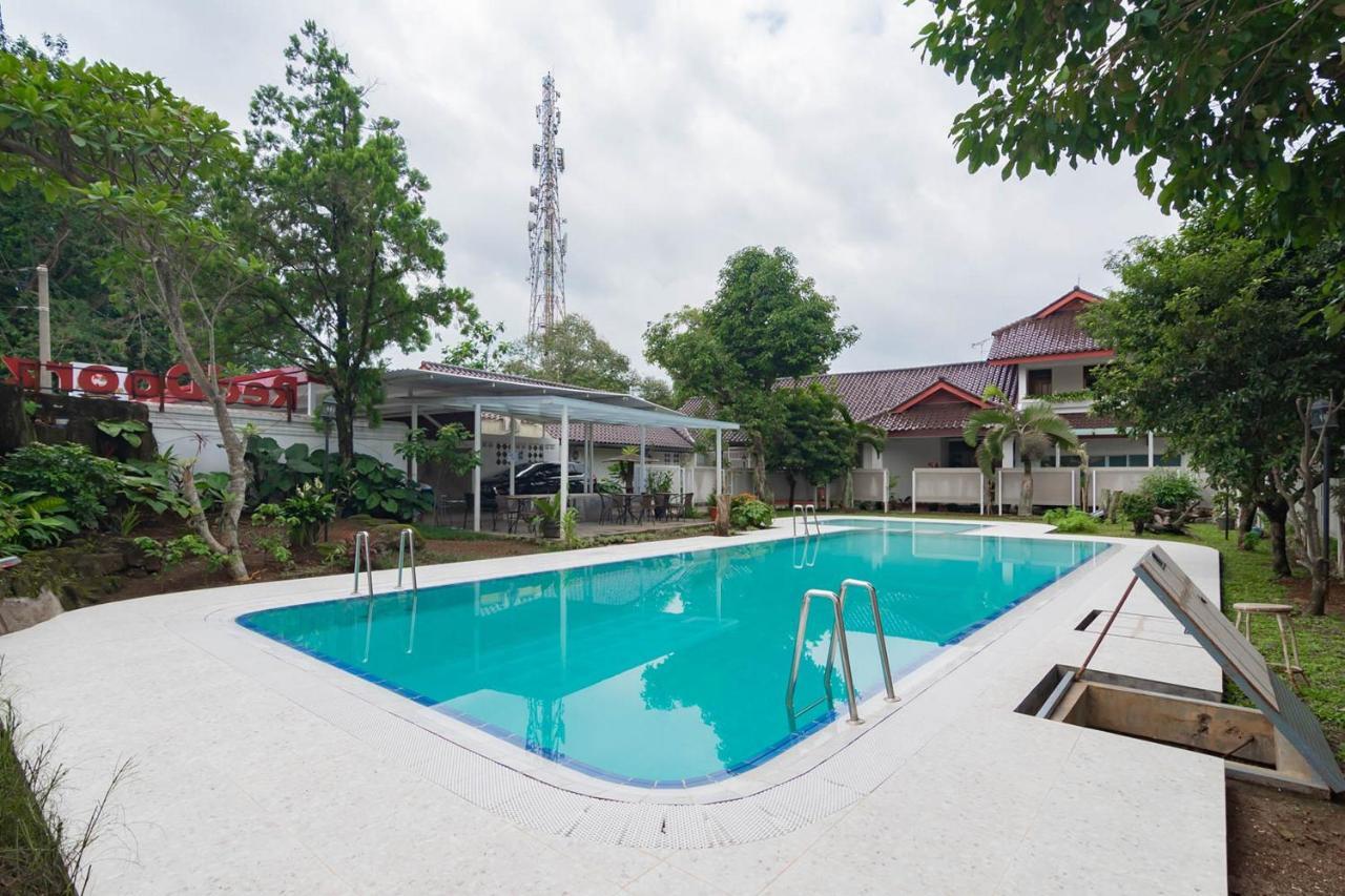 Reddoorz Plus @ Pakuan Residence Tajur Bogor Esterno foto